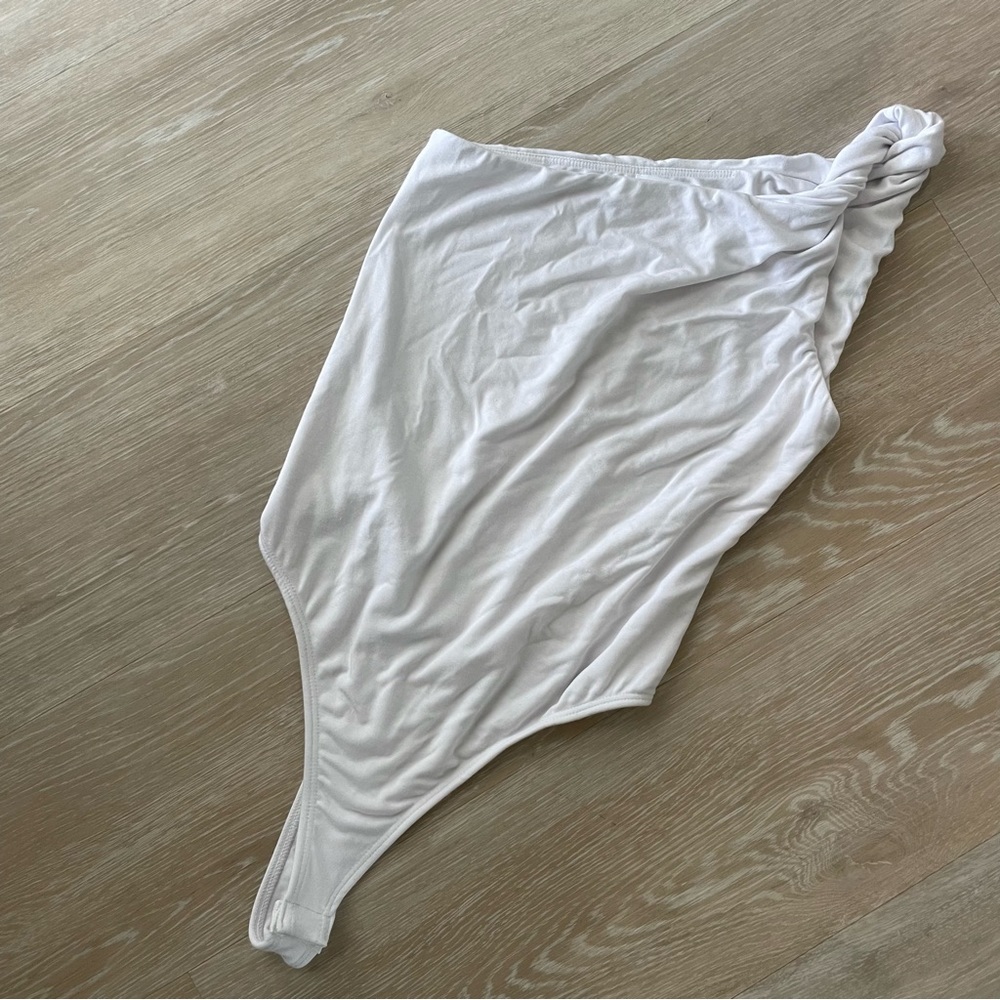 Clyque Bodysuit